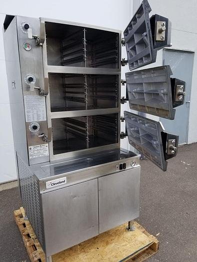 Used Very Nice CLEVELAND PGM3003 Gas Pressure STEAMER