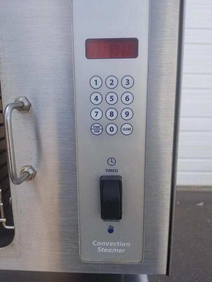 Used CLEVELAND 24CEM48 Convection STEAMER with BOILER BASE