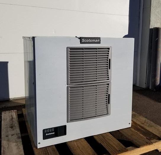 NEW Scotsman MC1030MA-32 30" Prodigy Elite Air Cooled Ice Cube Machine 1077 LB