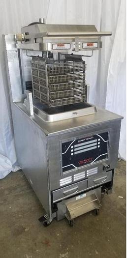 Used HENNY PENNY PXE100 VELOCITY 8-head Pressure Fryer